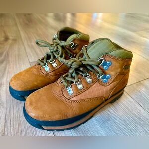 Like new Timberland Euro hiking boots